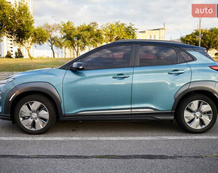 Синий Хендай Kona, объемом двигателя 0 л и пробегом 19 тыс. км за 34500 $, фото 7 на Automoto.ua