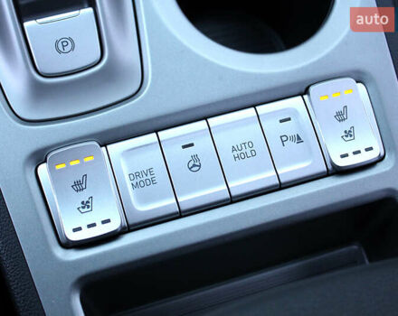 Синий Хендай Kona, объемом двигателя 0 л и пробегом 51 тыс. км за 19300 $, фото 26 на Automoto.ua