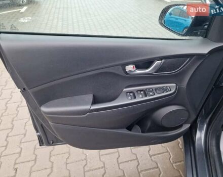 Синий Хендай Kona, объемом двигателя 0 л и пробегом 24 тыс. км за 17800 $, фото 20 на Automoto.ua