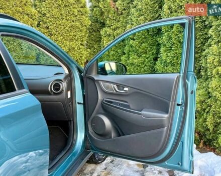 Синий Хендай Kona, объемом двигателя 0 л и пробегом 105 тыс. км за 17200 $, фото 26 на Automoto.ua