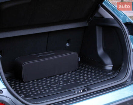 Синий Хендай Kona, объемом двигателя 0 л и пробегом 51 тыс. км за 19300 $, фото 40 на Automoto.ua