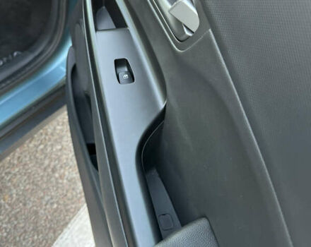 Синій Хендай Kona, об'ємом двигуна 0 л та пробігом 147 тис. км за 17900 $, фото 9 на Automoto.ua