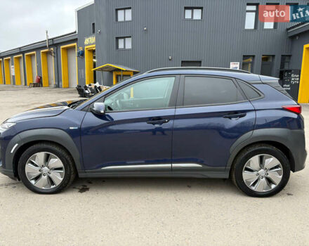 Синий Хендай Kona, объемом двигателя 0 л и пробегом 123 тыс. км за 15599 $, фото 4 на Automoto.ua