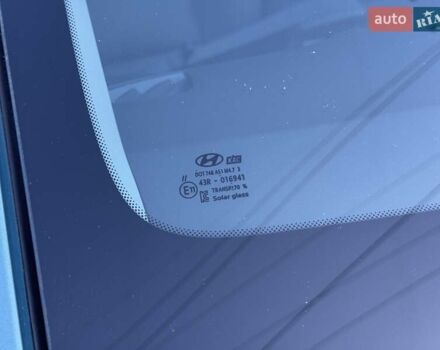 Синий Хендай Kona, объемом двигателя 0 л и пробегом 85 тыс. км за 17900 $, фото 35 на Automoto.ua