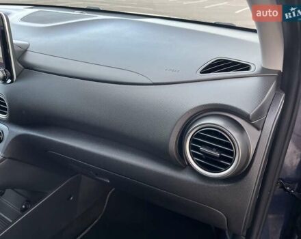 Синий Хендай Kona, объемом двигателя 0 л и пробегом 114 тыс. км за 17950 $, фото 48 на Automoto.ua