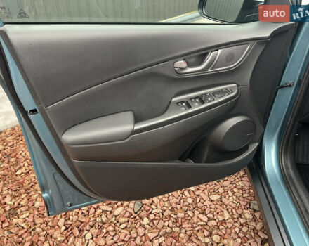 Синій Хендай Kona, об'ємом двигуна 0 л та пробігом 60 тис. км за 19500 $, фото 6 на Automoto.ua