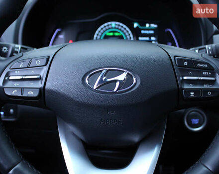 Синий Хендай Kona, объемом двигателя 0 л и пробегом 51 тыс. км за 19300 $, фото 17 на Automoto.ua