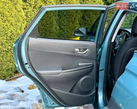 Синий Хендай Kona, объемом двигателя 0 л и пробегом 105 тыс. км за 17200 $, фото 22 на Automoto.ua
