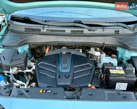 Синий Хендай Kona, объемом двигателя 0 л и пробегом 105 тыс. км за 17200 $, фото 40 на Automoto.ua