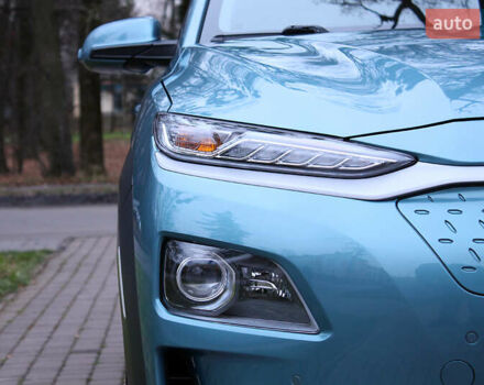 Синий Хендай Kona, объемом двигателя 0 л и пробегом 51 тыс. км за 19300 $, фото 5 на Automoto.ua