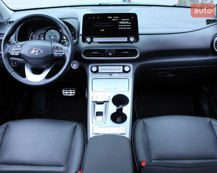 Синий Хендай Kona, объемом двигателя 0 л и пробегом 51 тыс. км за 19300 $, фото 13 на Automoto.ua