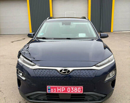 Синий Хендай Kona, объемом двигателя 0 л и пробегом 123 тыс. км за 15599 $, фото 1 на Automoto.ua