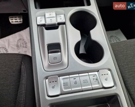 Синій Хендай Kona, об'ємом двигуна 0 л та пробігом 76 тис. км за 15900 $, фото 35 на Automoto.ua