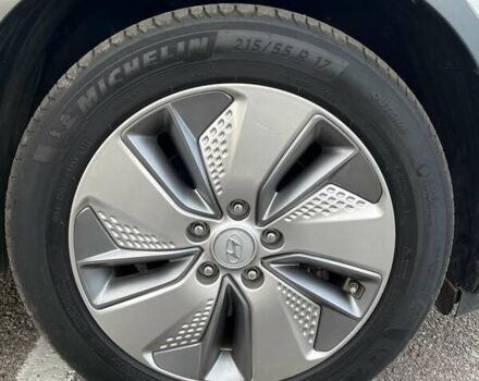 Синий Хендай Kona, объемом двигателя 0 л и пробегом 114 тыс. км за 17950 $, фото 60 на Automoto.ua