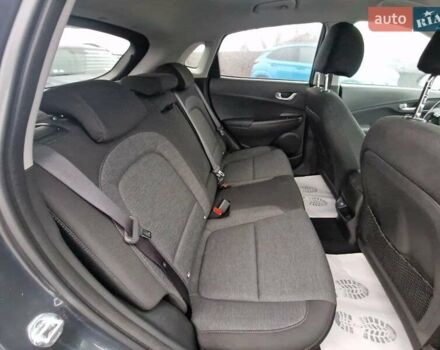 Синий Хендай Kona, объемом двигателя 0 л и пробегом 24 тыс. км за 17800 $, фото 45 на Automoto.ua