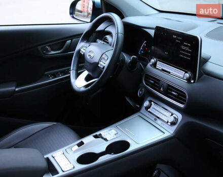 Синий Хендай Kona, объемом двигателя 0 л и пробегом 51 тыс. км за 19300 $, фото 15 на Automoto.ua