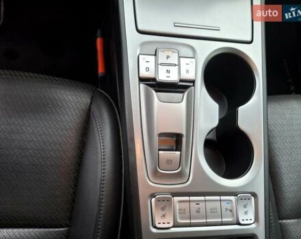 Синий Хендай Kona, объемом двигателя 0 л и пробегом 105 тыс. км за 18600 $, фото 18 на Automoto.ua