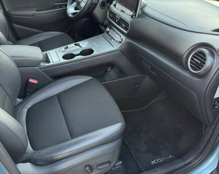 Синій Хендай Kona, об'ємом двигуна 0 л та пробігом 147 тис. км за 17900 $, фото 8 на Automoto.ua