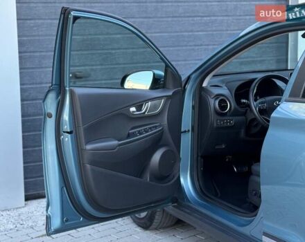 Синий Хендай Kona, объемом двигателя 0 л и пробегом 85 тыс. км за 17900 $, фото 41 на Automoto.ua