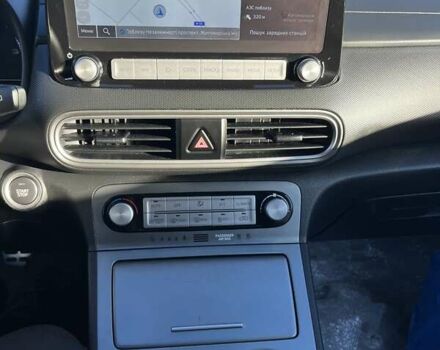 Синий Хендай Kona, объемом двигателя 0 л и пробегом 114 тыс. км за 17950 $, фото 38 на Automoto.ua