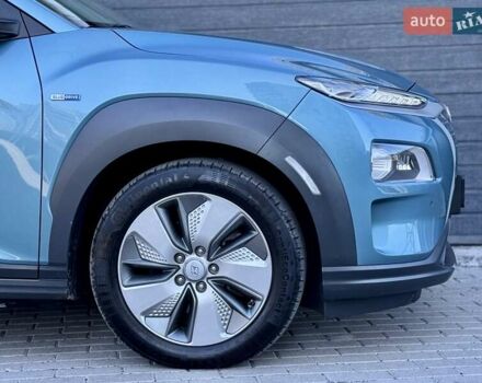 Синий Хендай Kona, объемом двигателя 0 л и пробегом 85 тыс. км за 17900 $, фото 31 на Automoto.ua