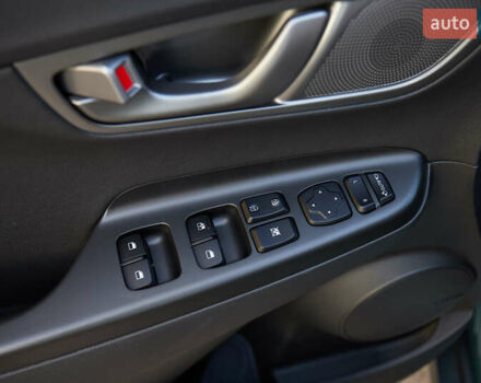 Синий Хендай Kona, объемом двигателя 0 л и пробегом 19 тыс. км за 34500 $, фото 9 на Automoto.ua