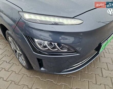 Синий Хендай Kona, объемом двигателя 0 л и пробегом 24 тыс. км за 17800 $, фото 6 на Automoto.ua