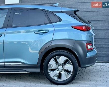 Синий Хендай Kona, объемом двигателя 0 л и пробегом 85 тыс. км за 17900 $, фото 30 на Automoto.ua