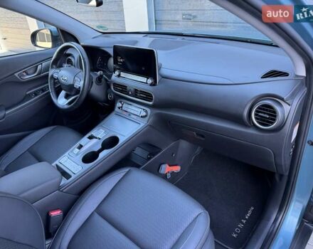 Синий Хендай Kona, объемом двигателя 0 л и пробегом 85 тыс. км за 17900 $, фото 63 на Automoto.ua