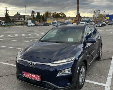 Синий Хендай Kona, объемом двигателя 0 л и пробегом 114 тыс. км за 17950 $, фото 19 на Automoto.ua