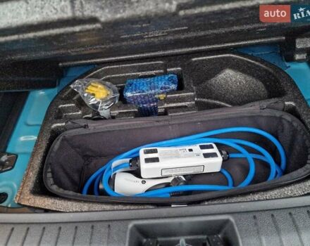 Синий Хендай Kona, объемом двигателя 0 л и пробегом 52 тыс. км за 17300 $, фото 53 на Automoto.ua