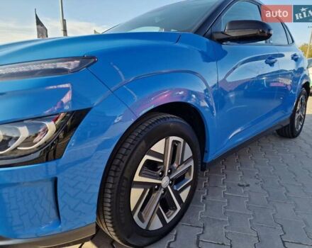 Синій Хендай Kona, об'ємом двигуна 0 л та пробігом 49 тис. км за 18900 $, фото 1 на Automoto.ua
