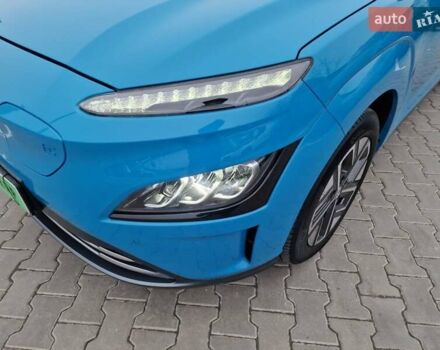 Синий Хендай Kona, объемом двигателя 0 л и пробегом 52 тыс. км за 17300 $, фото 7 на Automoto.ua