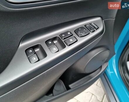 Синий Хендай Kona, объемом двигателя 0 л и пробегом 52 тыс. км за 17300 $, фото 21 на Automoto.ua