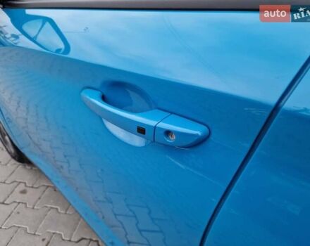 Синий Хендай Kona, объемом двигателя 0 л и пробегом 43 тыс. км за 17700 $, фото 20 на Automoto.ua