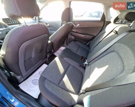 Синій Хендай Kona, об'ємом двигуна 0 л та пробігом 49 тис. км за 18900 $, фото 38 на Automoto.ua