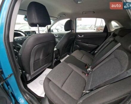 Синий Хендай Kona, объемом двигателя 0 л и пробегом 43 тыс. км за 17700 $, фото 41 на Automoto.ua