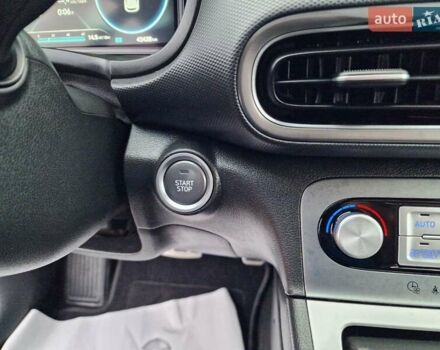 Синий Хендай Kona, объемом двигателя 0 л и пробегом 43 тыс. км за 17700 $, фото 28 на Automoto.ua