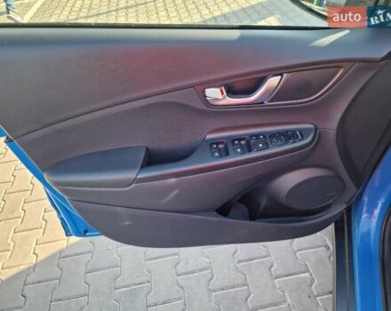 Синій Хендай Kona, об'ємом двигуна 0 л та пробігом 49 тис. км за 18900 $, фото 20 на Automoto.ua