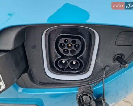 Синий Хендай Kona, объемом двигателя 0 л и пробегом 52 тыс. км за 17300 $, фото 9 на Automoto.ua