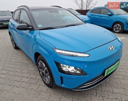 Синий Хендай Kona, объемом двигателя 0 л и пробегом 52 тыс. км за 17300 $, фото 1 на Automoto.ua
