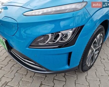 Синий Хендай Kona, объемом двигателя 0 л и пробегом 43 тыс. км за 17700 $, фото 3 на Automoto.ua