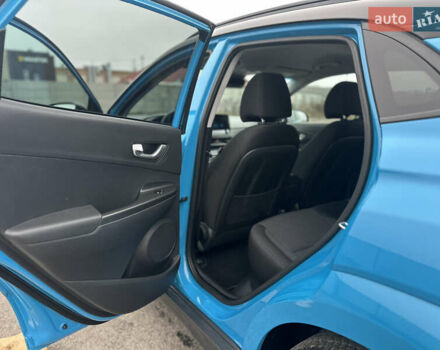 Синий Хендай Kona, объемом двигателя 0 л и пробегом 51 тыс. км за 17400 $, фото 14 на Automoto.ua