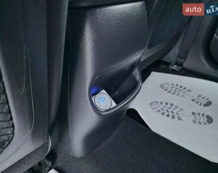 Синій Хендай Kona, об'ємом двигуна 0 л та пробігом 59 тис. км за 17100 $, фото 42 на Automoto.ua