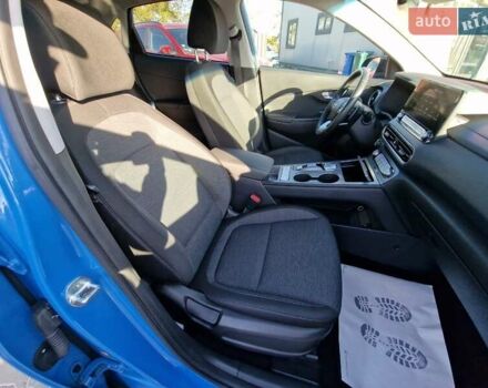 Синій Хендай Kona, об'ємом двигуна 0 л та пробігом 49 тис. км за 18900 $, фото 43 на Automoto.ua