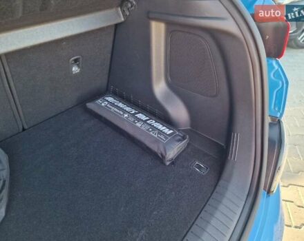 Синій Хендай Kona, об'ємом двигуна 0 л та пробігом 49 тис. км за 18900 $, фото 48 на Automoto.ua