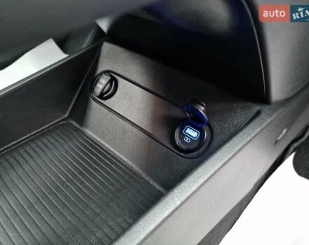 Синий Хендай Kona, объемом двигателя 0 л и пробегом 60 тыс. км за 17600 $, фото 45 на Automoto.ua