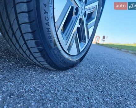 Синий Хендай Kona, объемом двигателя 0 л и пробегом 31 тыс. км за 17200 $, фото 31 на Automoto.ua