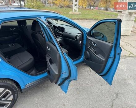 Синий Хендай Kona, объемом двигателя 0 л и пробегом 21 тыс. км за 17900 $, фото 23 на Automoto.ua