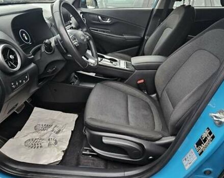 Синій Хендай Kona, об'ємом двигуна 0 л та пробігом 49 тис. км за 17750 $, фото 13 на Automoto.ua